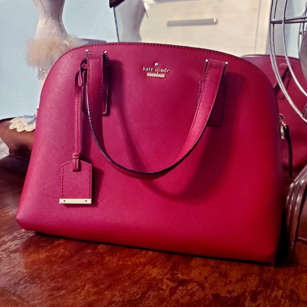 NWOT Kate Spade Red Cameron Street Lottie Purse